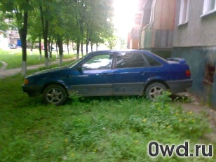 Битый автомобиль Volkswagen Passat